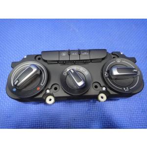 Audi アウディ Q3 8UCZD 8U系 等  エアコン スイッチ パネル  品番 8U8200...