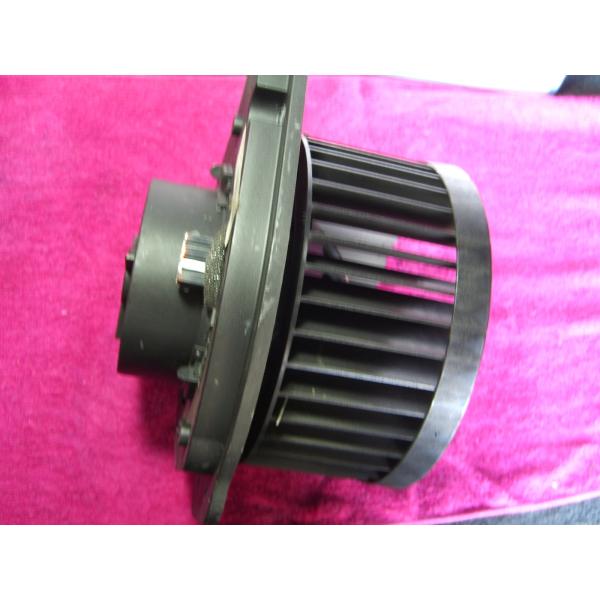 ボルボ V70 8B5254W 等  ブロア モーター ファン　09166023  右ハンドル RH...