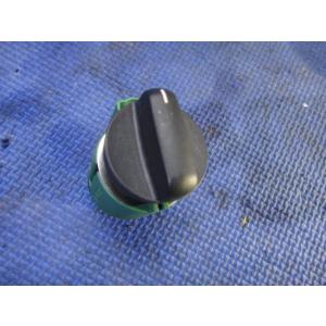 BMW 5シリーズ E39 525i  等  フォグ ライト ランプ スイッチ　品番 6901342...