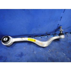 BMW 5シリーズ E39 525i  等  右 フロント ロアアーム 　プル ストラット 品番 1...