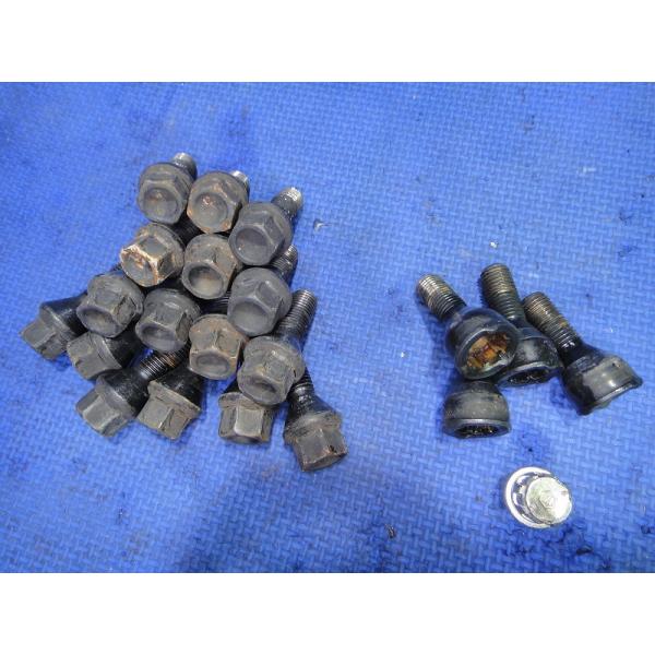 BMW 5シリーズ E39 525i 等 純正 ホイール ボルト x20本 1台分  ロックボルト付...