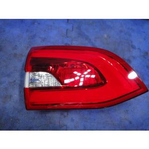 プジョー 308 T9WBH01 等 左 テール レンズ ライト ランプ 内側 フィニッシャー 品番...