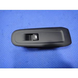 プジョー 308 T9WBH01 等  フロント 助手席 パワーウィンドウ スイッチ  品番 967...