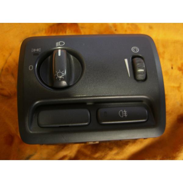 ボルボ V70 SB5244W 等  ライト スイッチ 品番 9441046　 [9512]