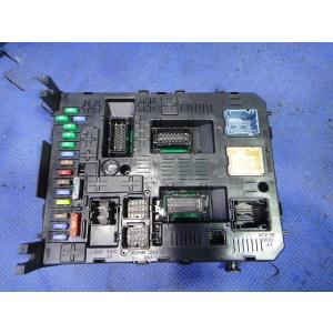 プジョー RCZ T7R5F02 等 ヒューズ ボックス 品番 966689538002   [98...