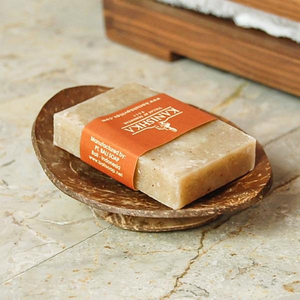 ソープディッシュ 石鹸トレー 船形 石鹸置き アジアン バリ雑貨 ココナッツ ナチュラル おしゃれ ...