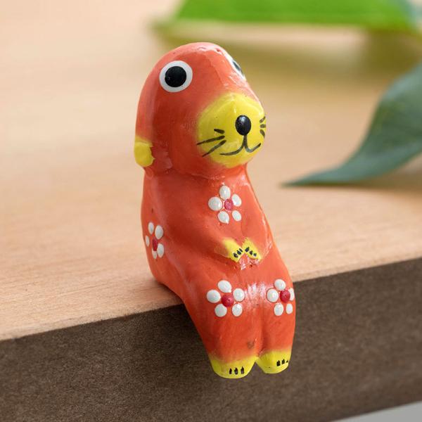 人形 木彫り 犬 置物 アジアン雑貨 カラフル 木製 バリ犬オブジェ 1匹 オレンジ 玄関 インテリ...