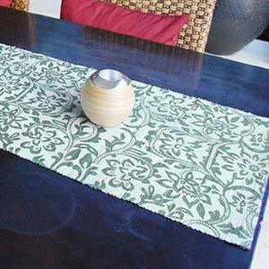 テーブルランナー ウォーターヒヤシンス製 ホワイト×ターコイズ アジア工房 10825