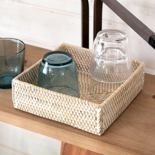 収納バスケット ラタン製 ホワイトウォッシュ 正方形 スクエア型 収納バスケット 小物収納 ラタンバ...