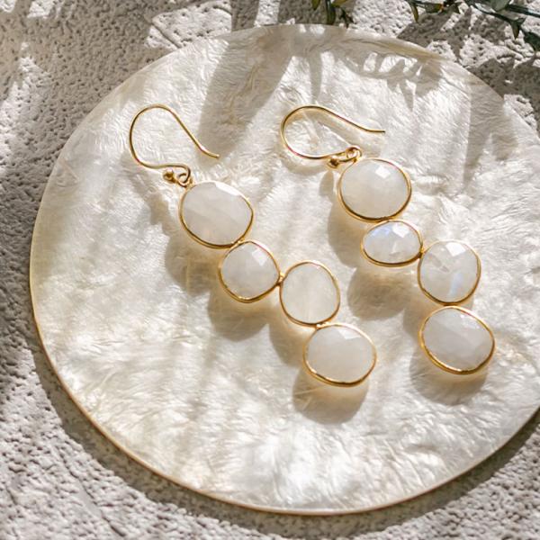 ピアス 真鍮 ストーン ゴールド アクセサリー レディース フックピアス エスニック 揺れる エレガ...