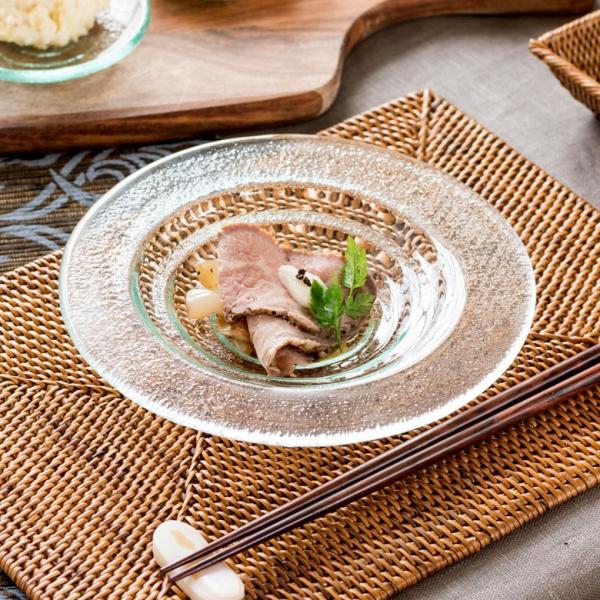 ガラスのプレート バブルタイプ Sサイズ 食器 ガラス 皿 おしゃれ プレート 丸皿 デザート 前菜...