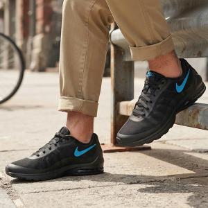 2026秋冬新作 ナイキ スニーカー メンズ NIKE エア マックス インヴィガー シューズ 靴 ローカット 749680 014