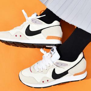 送料無料 ナイキ スニーカー レディース NIKE VENTURE RUNNER ベンチャーランナー ck2948 107 2022春新色