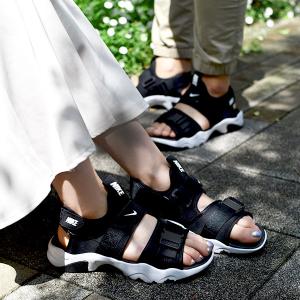 21%off ナイキ スニーカー サンダル レディース メンズ NIKE CANYON キャニオン サンダル ストラップ ビーチサンダル スポサン シューズ 靴 ブラック cv5515