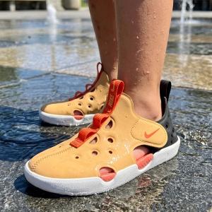 2026夏新作 つま先保護 ナイキ 水陸両用 キッズ サンダル NIKE サンレイ プロテクト 4 PS 子供 スポーツ ビーチ シューズ ベルクロ イエロー hf6277