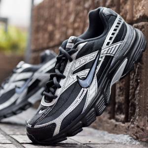 ナイキ スニーカー レディース メンズ NIKE イニシエーター INITIATOR スニーカー シューズ 靴 通勤 通学 Y2Kスニーカー ダッドスニーカー io7597 2026春夏新作