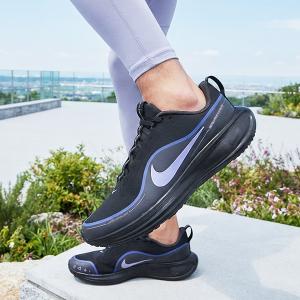 2026冬新作 ナイキ 防水 撥水 スニーカー ランニングシューズ NIKE レボリューション 8 ユーティリティ REVOLUTION 8 UTILITY ランニング 靴 シューズ ir0889