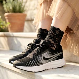 45%off ナイキ スニーカー レディース メンズ NIKE ウィメンズ ラン デファイ ランニングシューズ RUN DEFY HM9593 ブラック
