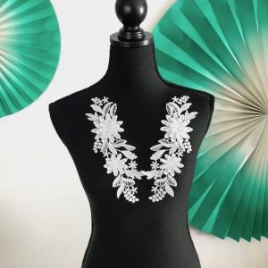 モチーフレース ライトグレー 立体的 刺繍 ペ...の詳細画像2