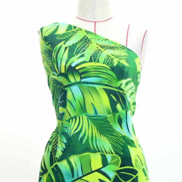 ハワイアン生地 ハワイアンリーフ柄 コシボ・シャンタン・ストレッチベロア選べる生地 ダークグリーン ...