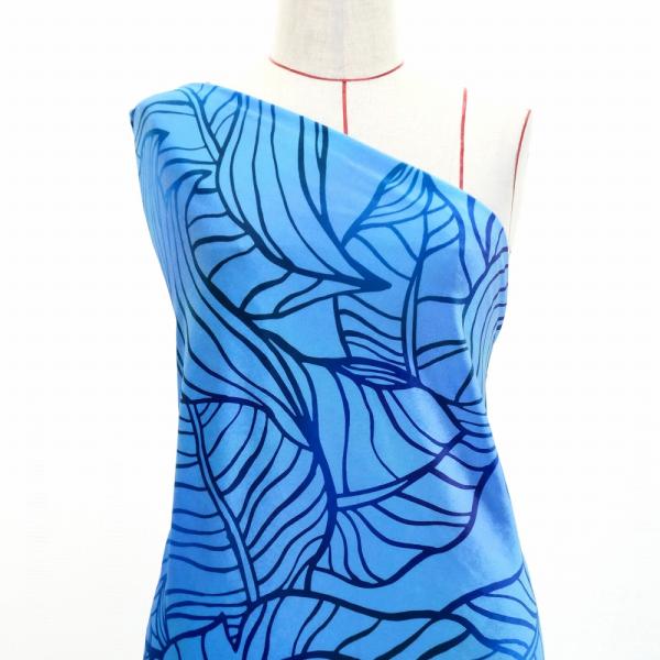 ハワイアン生地 バナナリーフ柄 コシボ・シャンタン・ストレッチベロア選べる生地ライトブルー KH-6...