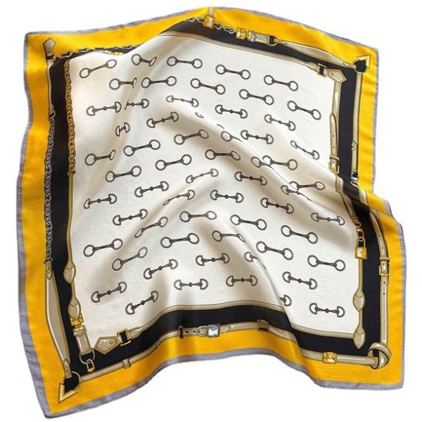 送料無料 エレガントなプリント柄入り100％シルクプチスカーフ　04440