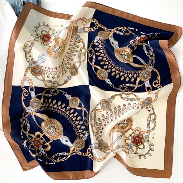 送料無料 エレガントな プリント柄入り100％シルクプチスカーフ　04453