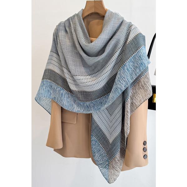 送料無料 【セール】男女兼用 大判正方形 リバーシブル 幾何学柄 スカーフ 　05503