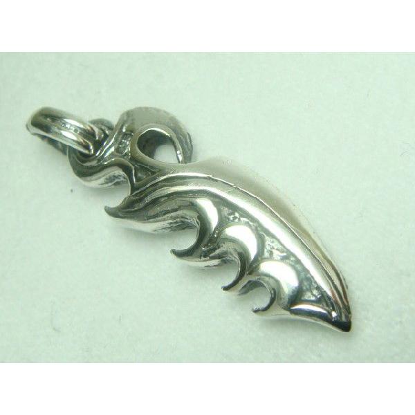 メチャ渋ハード系ナイフ型ペンダントトップ シルバー925 プレゼントにもおススメ