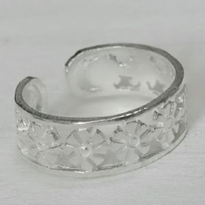 足指用指輪 激安トゥリング 透かし花柄デザイン 5.5mm幅