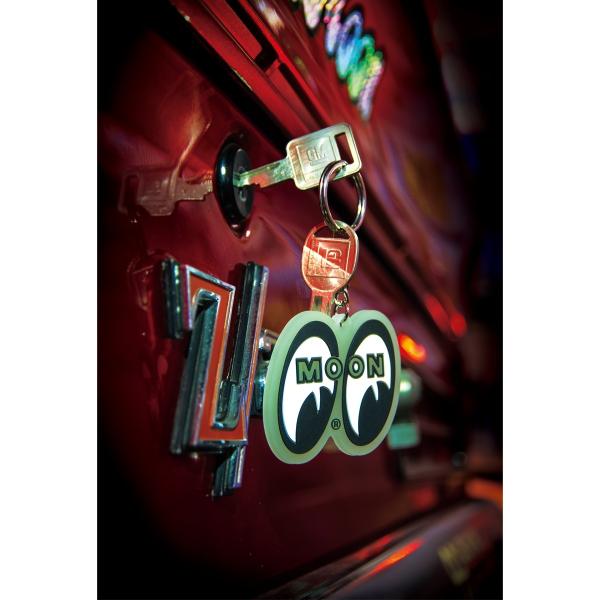 ムーンアイズ MOON アイシェイプ キーリング Glow-in-the-Dark [MKR026G...
