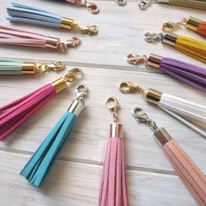 【メール便発送可◯】タッセル チャーム ミニチャーム フェイクスエード スマホケース 携帯ストラップ キーホルダー フリンジ