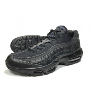 トリプルブラック】NIKE AIR MAX 95 ESSENTIAL【ナイキ エア マックス