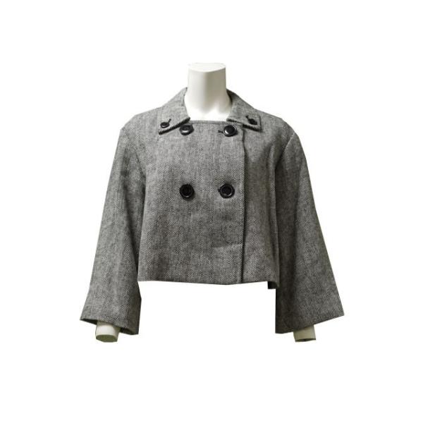 上品にかわいい デカボタンフェミニンショートコート