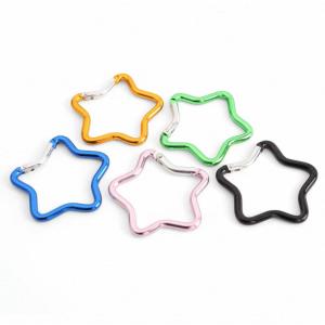 カラビナ 星型 スター 1個 全10色 キーホルダー バッグチャーム 繋ぎ 金具 チェーン 留め具 推し活 推しカラー