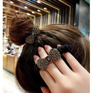 リボン ヘアゴム 2色選べる キラキラ ヘアア...の詳細画像1