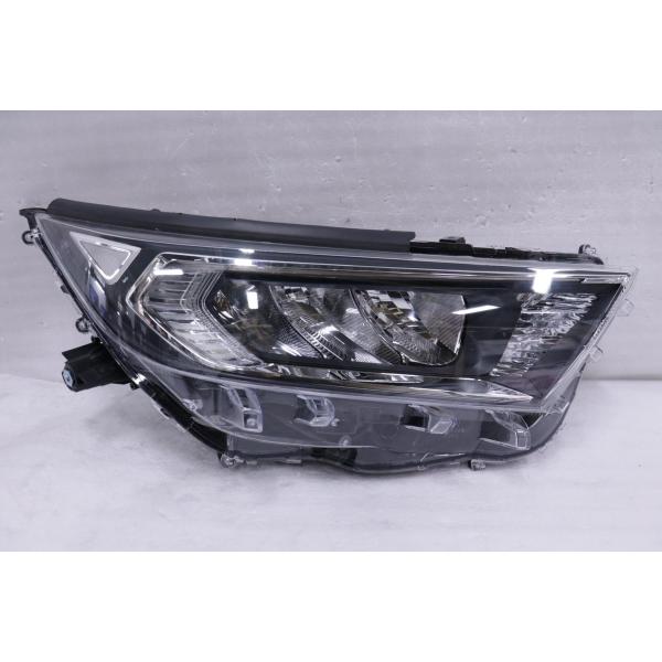 206-308-A1★美品 LED★MXAA52 RAV4 右ヘッドライト★ガソリン車 打刻E 42...