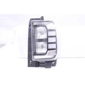 2X-2027☆【値下】LED LA900S タフト X☆右ヘッドライト KOITO 100