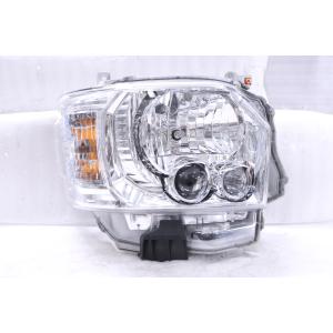 新品・未使用】200系 ハイエース ダークプライム 4型〜7型 純正LED