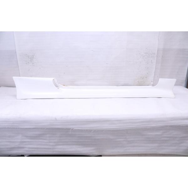 38-1071★TOPSECRET★R33 スカイライン GT-R 右サイドステップ★ホワイト 補修...