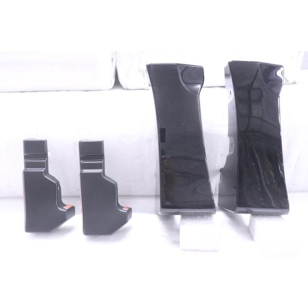 39-2557★未使用品 前期 デリカD5 左右フロントマットガード フェンダーガーニッシュ RT1...