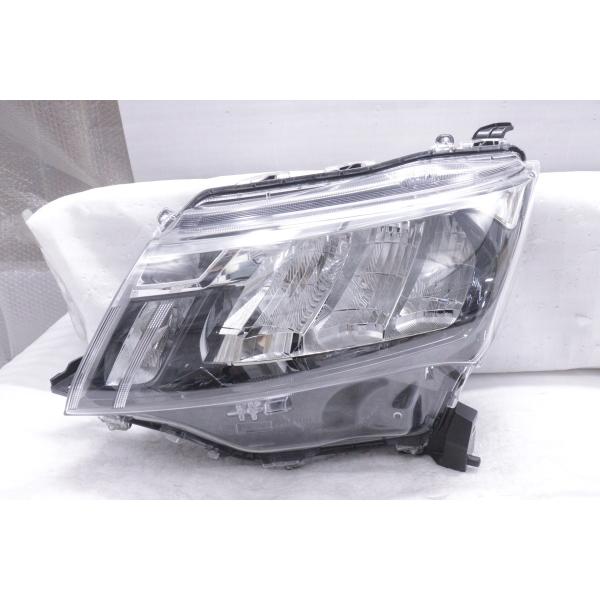 45-1007★極上品★LED M900A ルーミーカスタム★左ヘッドライト STANLEY W62...