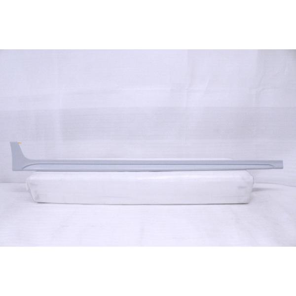 52-2207★未使用品 TRD★中期 後期 ZWA10 レクサスCT200h 右サイドステップ サ...