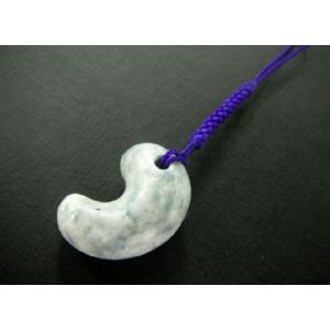 糸魚川翡翠 ヒスイ 小滝産 薄緑 31mm勾玉 ディレクトリカード付 13.19g