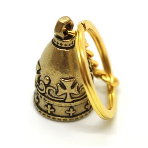 ガーディアンベル 鈴 魔除け 真鍮 アイアンクロス 御守り キーホルダー アラベスク彫刻 交通安全 リング付き