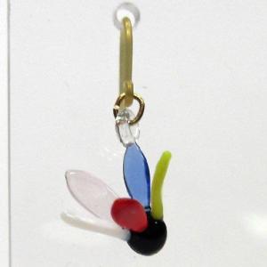 お正月のピアス　羽根　ガラス細工　雑貨　アクセサリー