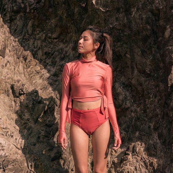 日本未上陸 ラッシュガードパンツ レディース 長袖 UVカット 日焼け対策 水着 海 フードなし お...