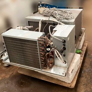 三菱電機冷蔵庫冷却システムコントローラ　RBS-P20HRA-Q 三菱電機 中継ボックス（霜取制御盤） RBS-P20HRB-Q｜業務用中古冷凍機