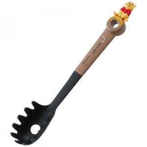 パスタサーバー プーさん パスタサーバー くまのプーさん/KWP1 パスタレードル パスタすくい スパゲッティ すくう 調理器具 料理 用具 ツール 傷つけにくい