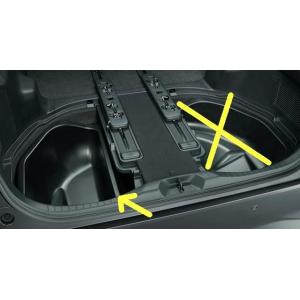 30系アルファード・ヴェルファイア 　ラゲージアンダートレイ トヨタ（TOYOTA） アルファード 30系 前期：純正 ラゲージアンダー